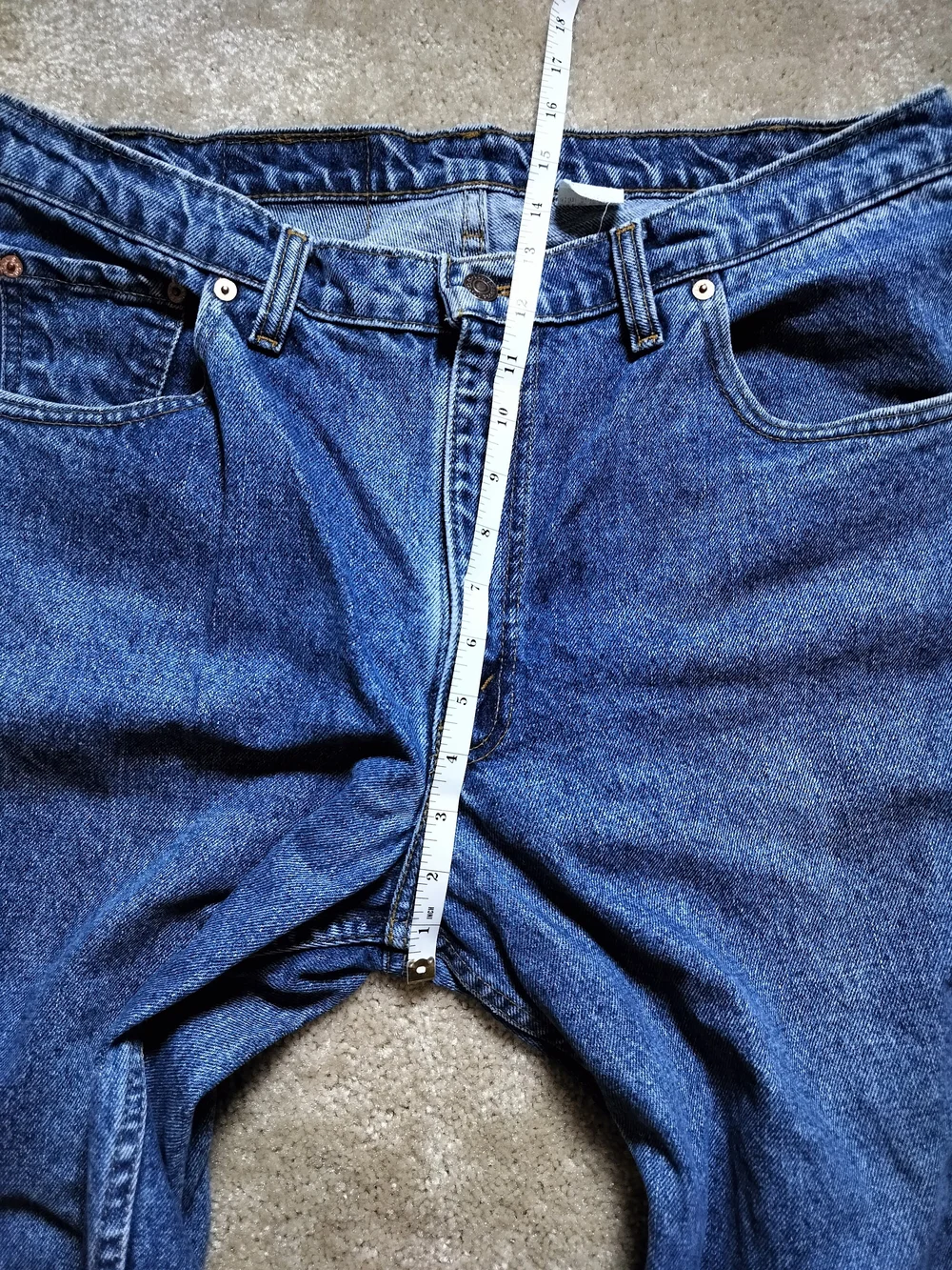 Levi's 560 Men's Medium Blue Relaxed Fit Jeans